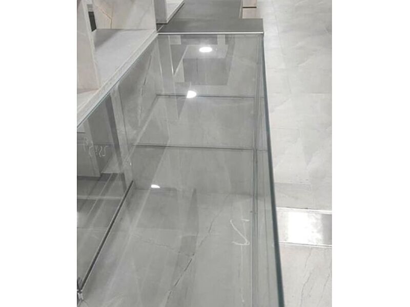 Exhibidor Cristal Portoviejo
