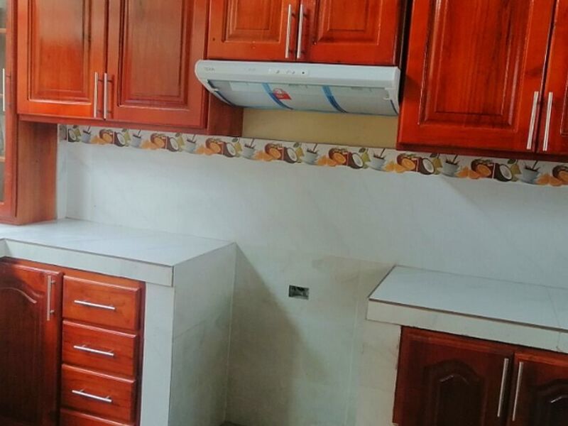 Muebles cocina café Ecuador 
