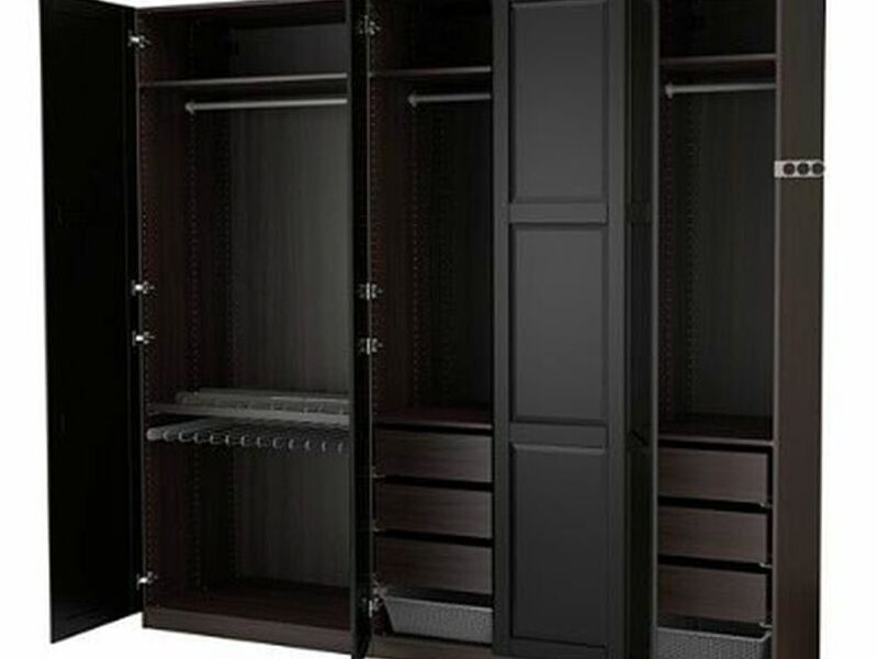 Closet negro Ecuador 
