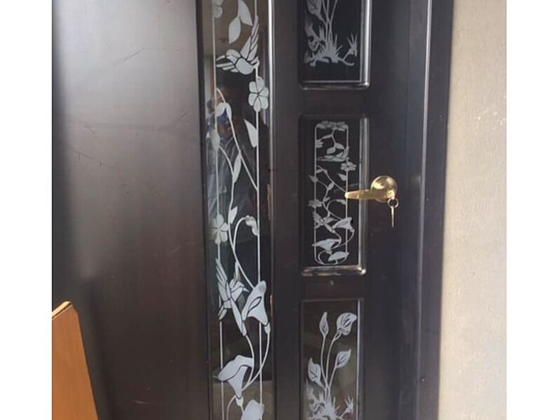 Puerta Aluminio Pifo