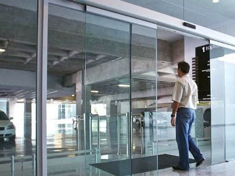 Puerta Vidrio Templado Quito