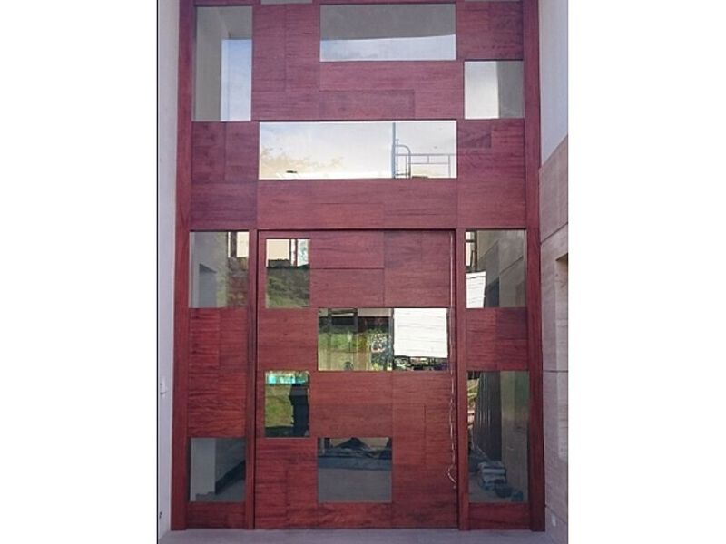 Puerta Principal Ecuador 