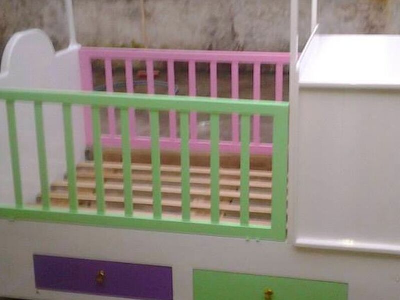 cuna baby madera Ecuador 