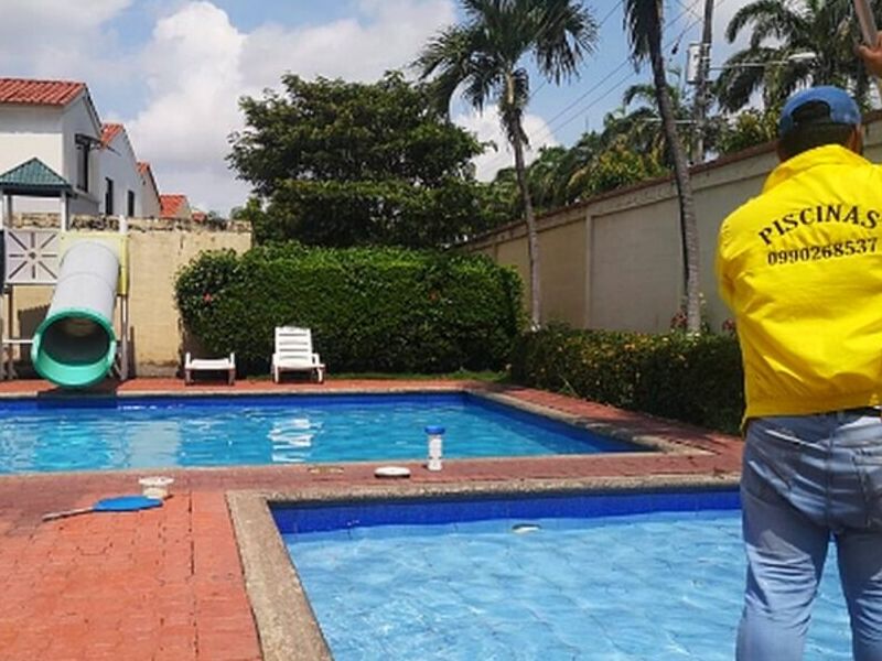 MANTENIMIENTO PISCINA ECUADOR
