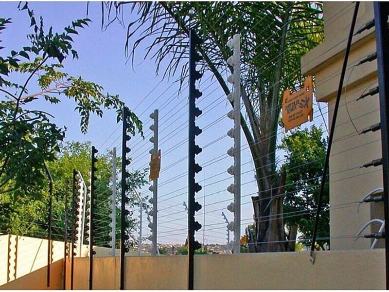 Cerco eléctrico Ambato