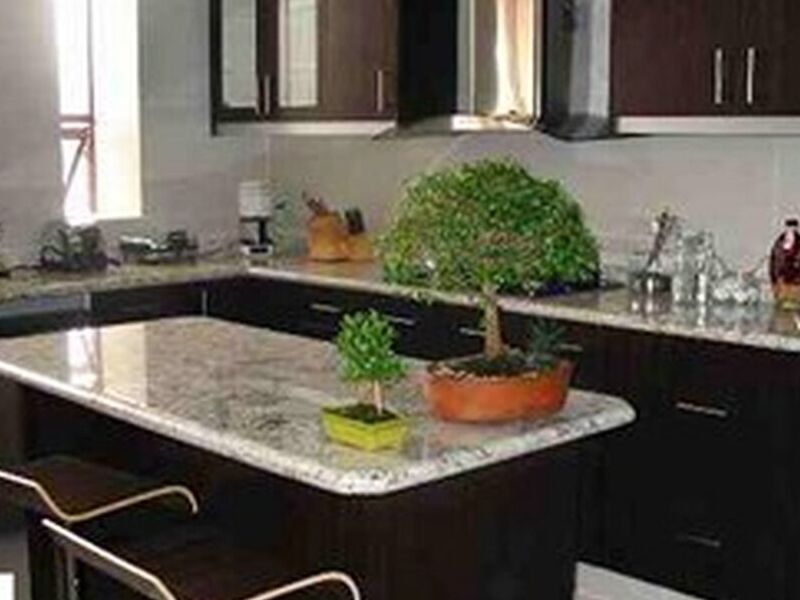 Muebles cocina madera negra Ecuador