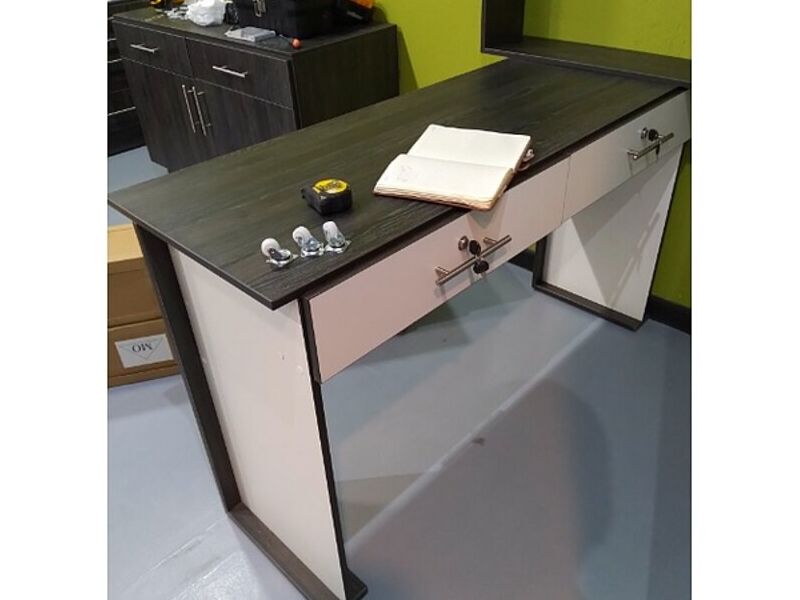 Escritorio blanco Perú