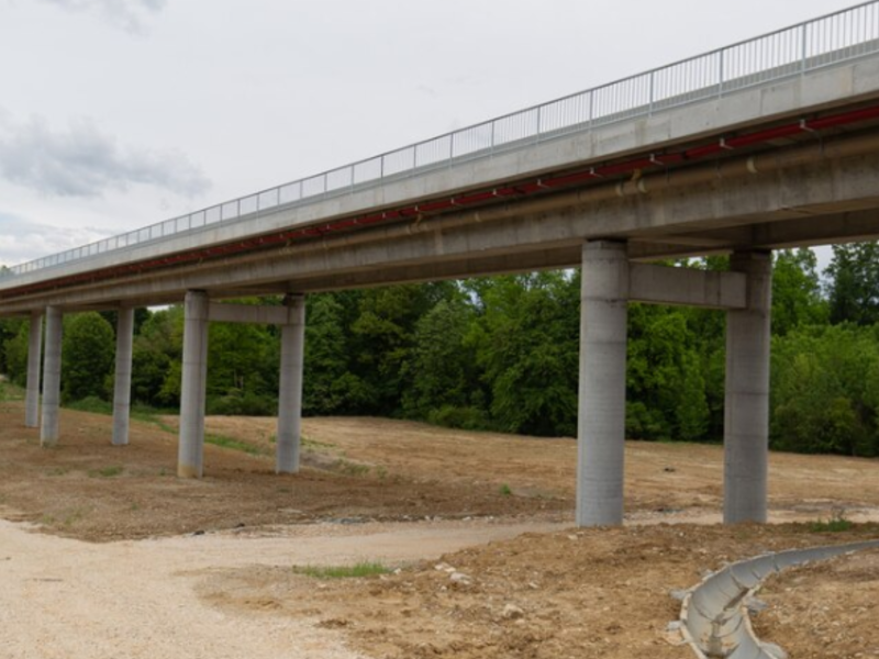 Construcción Puentes Ecuador