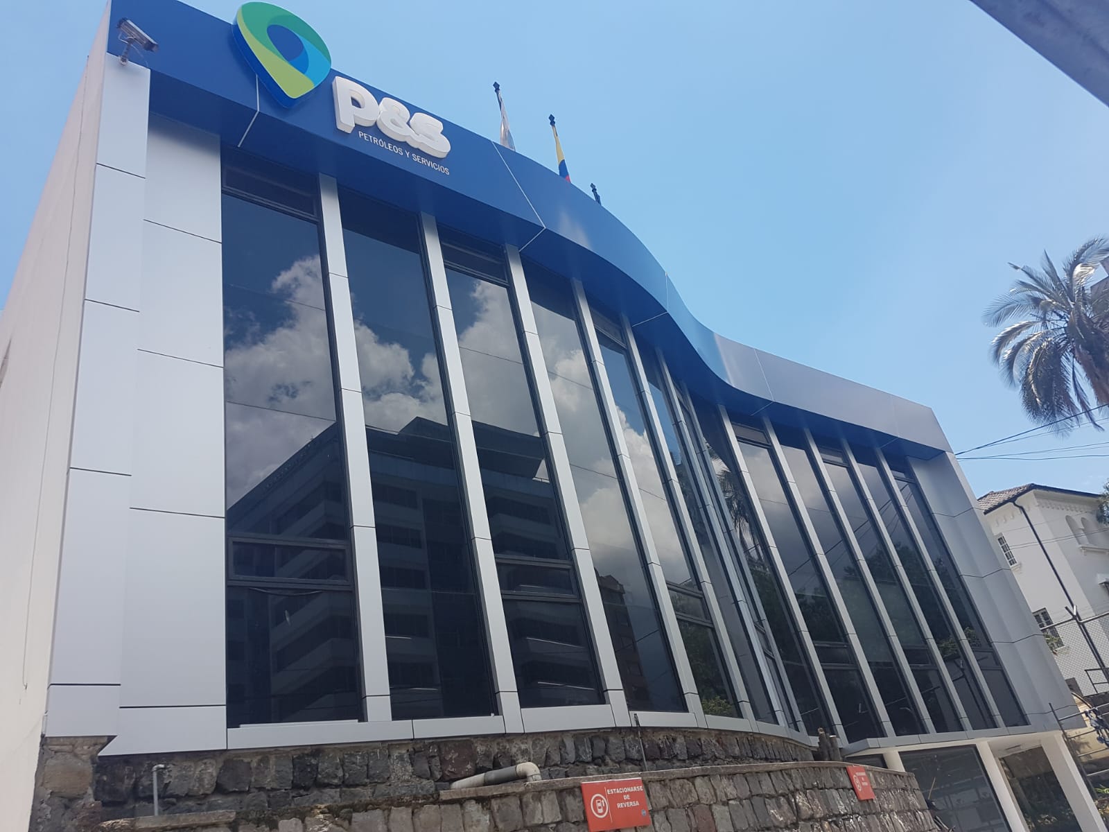 Del diseño a la instalación: excelencia garantizada con Alucobond