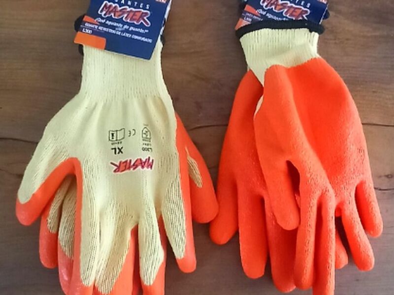 GUANTES DE PROTECCION QUITO