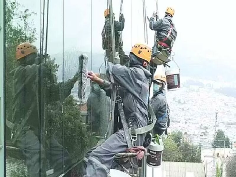 Limpieza de vidrios exteriores de edificios