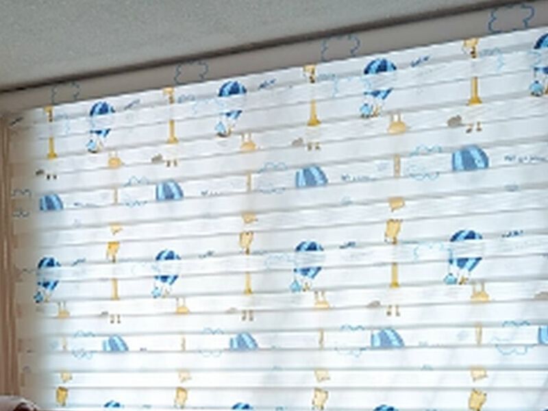 Cortina infantil globo Ecuador