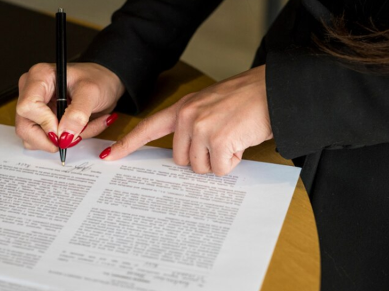 Trámites Legales Ecuador