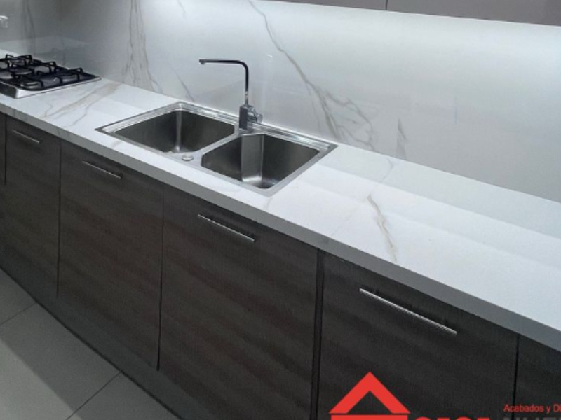 mesa cocina elegante Ecuador