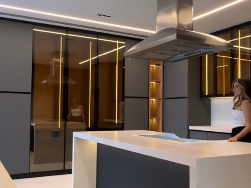 luces cocina elegante Ecuador