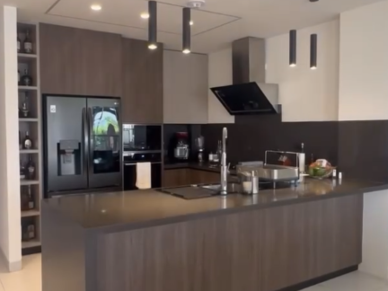 luces redondas cocina Ecuador