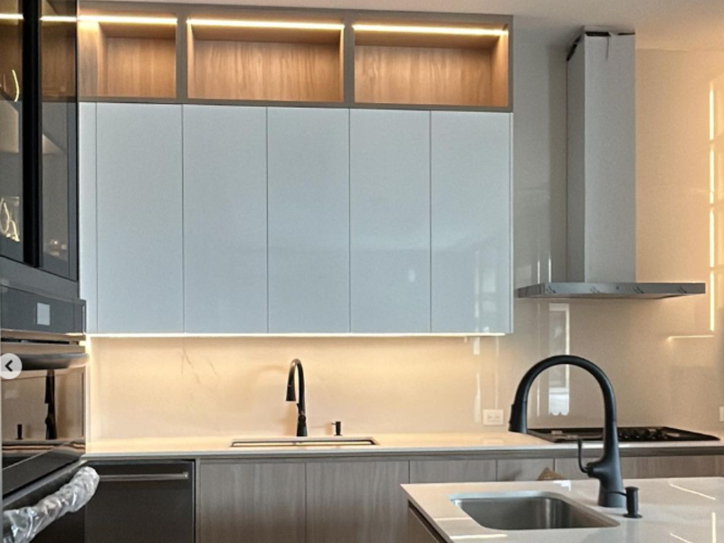 luces largas cocina Ecuador