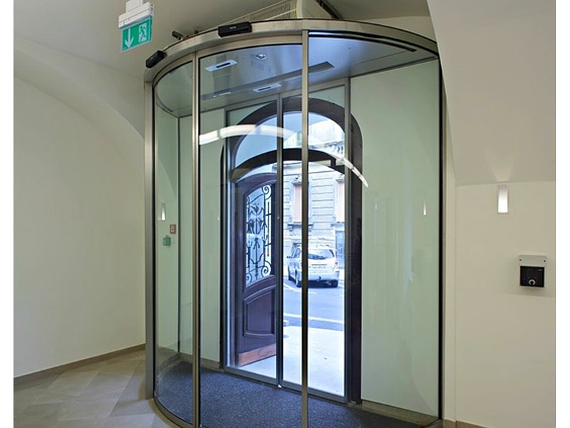 Puerta corredera C-Master curva Ecuador
