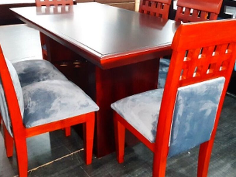 Mesa comedor color rojo Ecuador