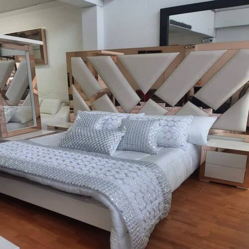 Cama pequeña Ecuador