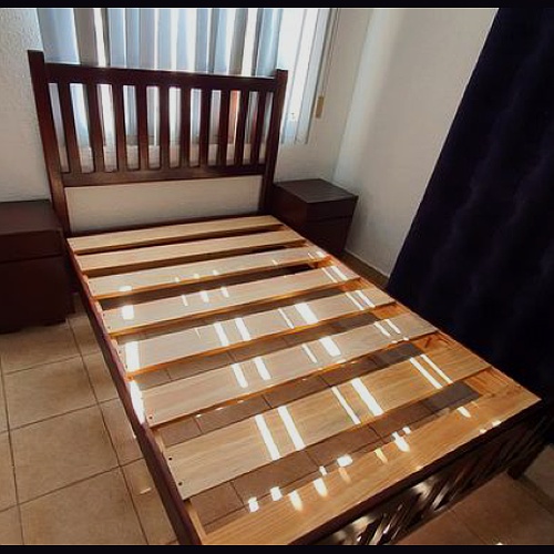 Cama doble plaza Ecuador