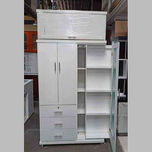 Muebles varios Ecuador