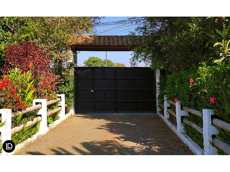 Acabados Finales Portones Metálicos Quito