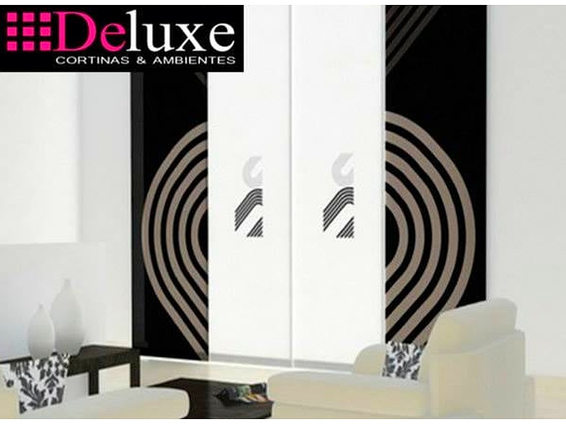 Panel japonés con diseño Quito