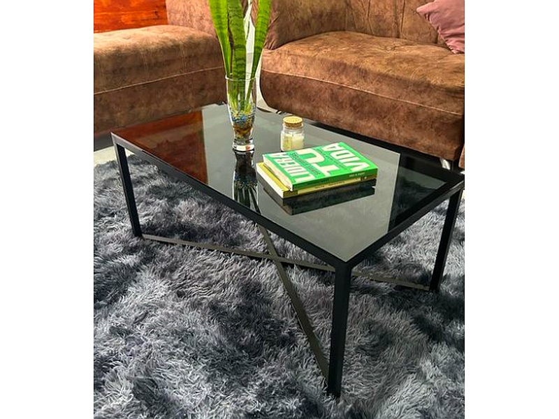 Mesa central negra Ecuador