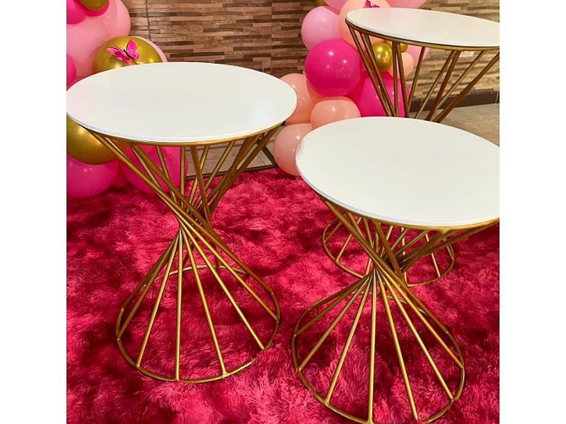 Mesas estilo torbellino ecuador