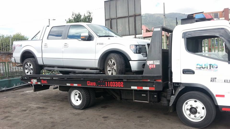 Servicio de gruas 24 hrs Quito
