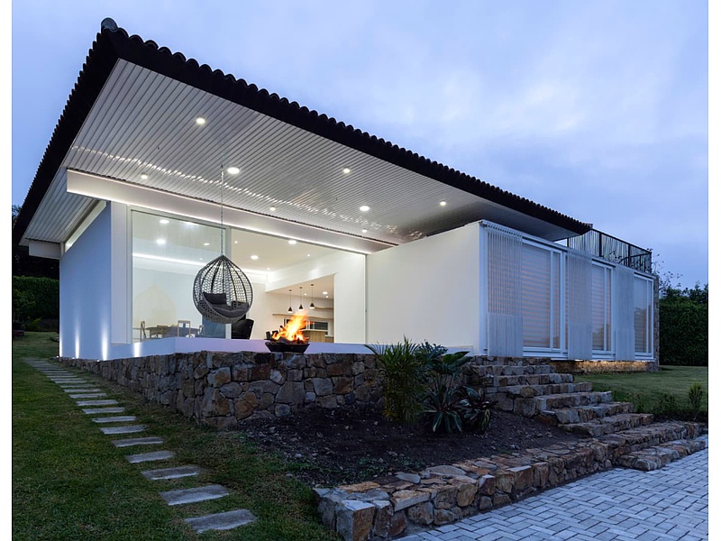 Casa paneles de vidrio Ecuador