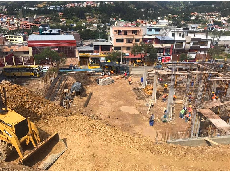 Preparacion de cimientos de puentes Ecuador