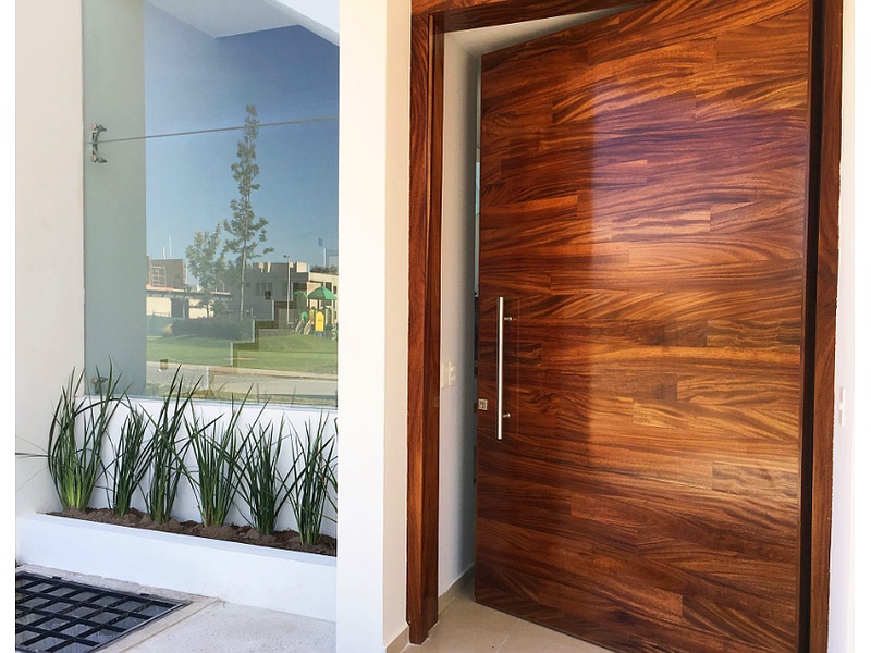 Puerta Entrada Madera Quito