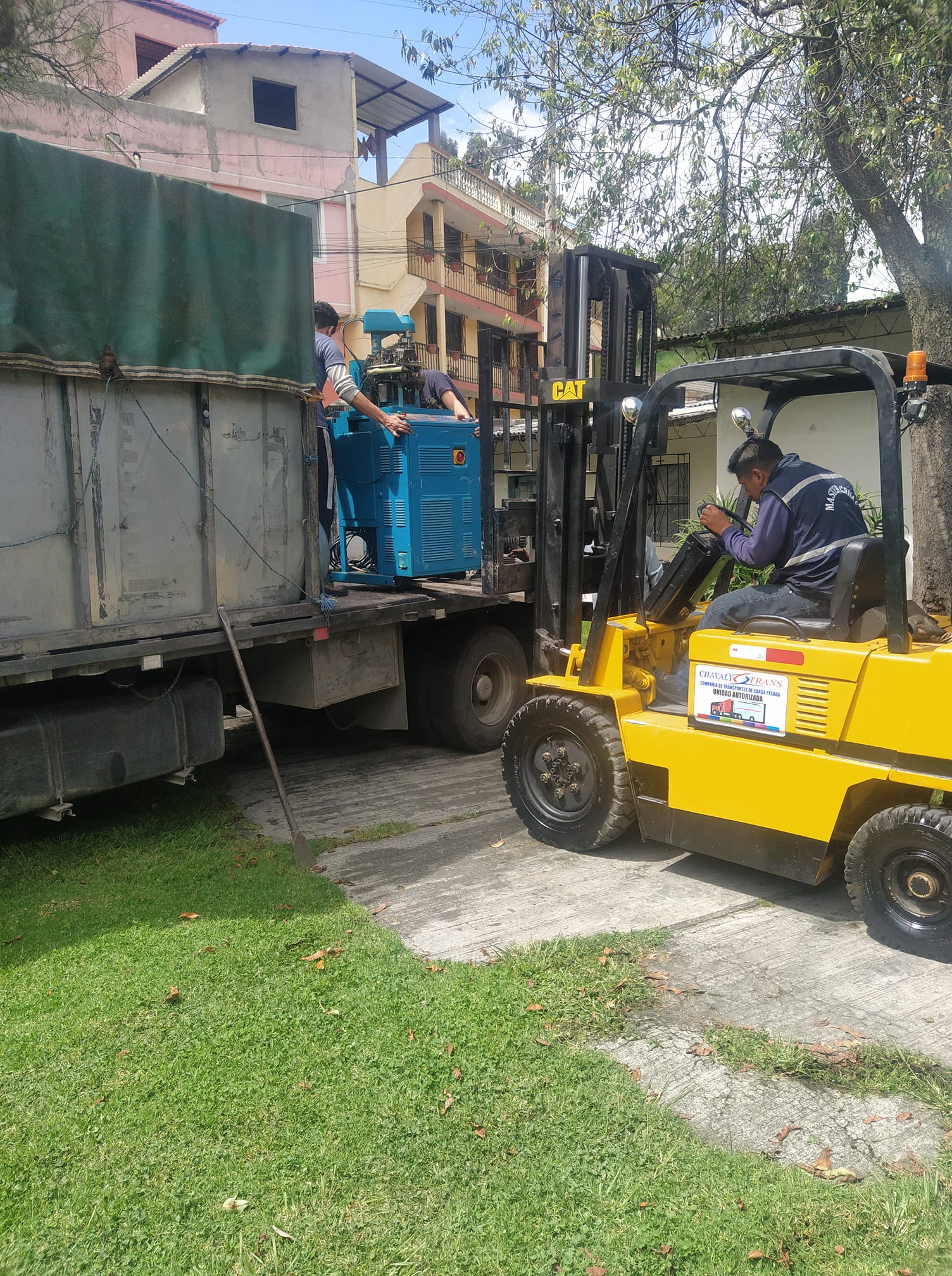 Servicio de gruas para todo tipo Ecuador 