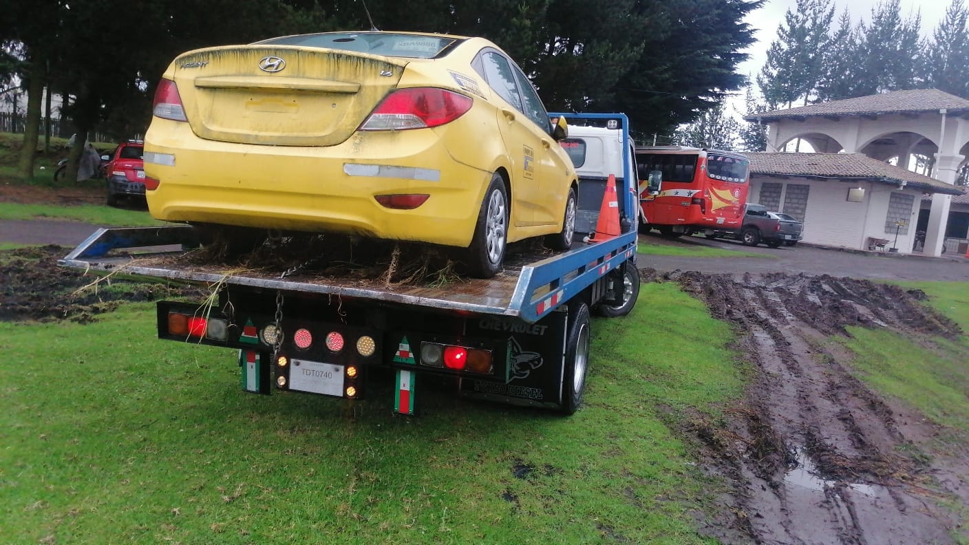 Servicio de alquiler de gruas Quito