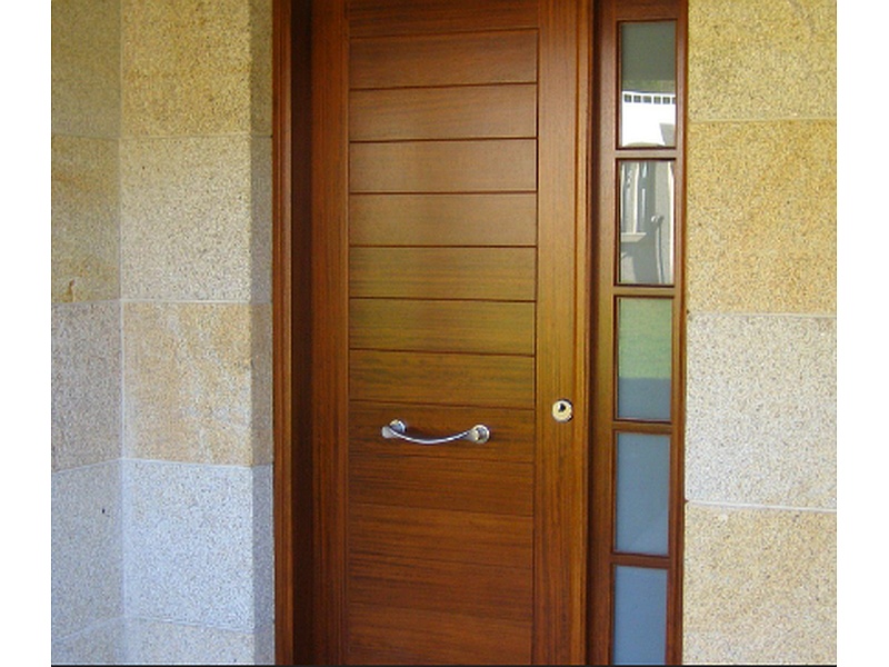 Puerta Minimalista de Abeto Sala Estar Ecuador