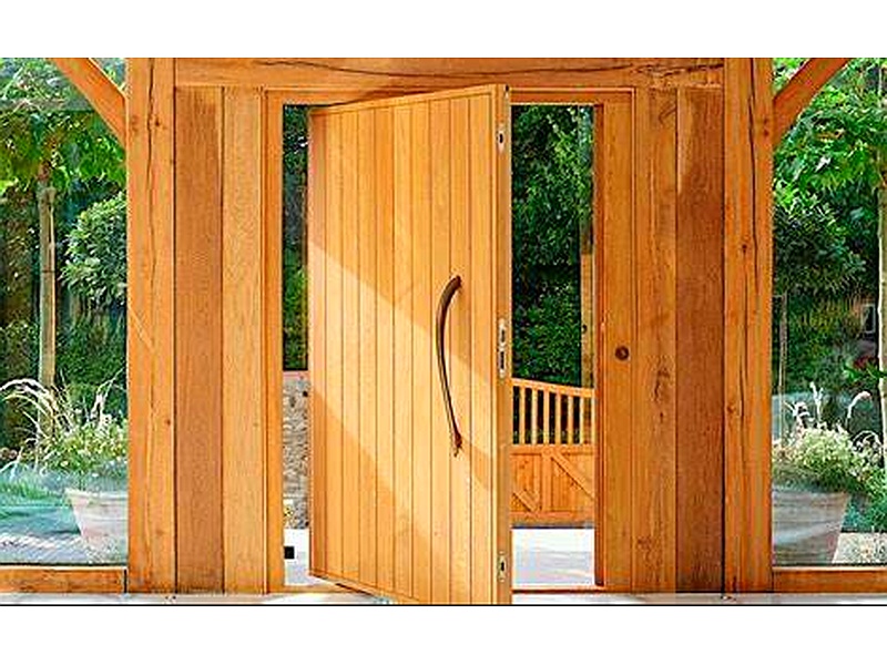 Puerta de Estudio de Abeto Ecuador