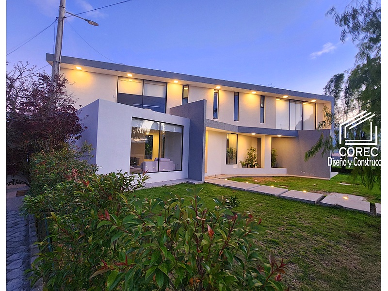 Diseño Exterior Iluminación Latacunga