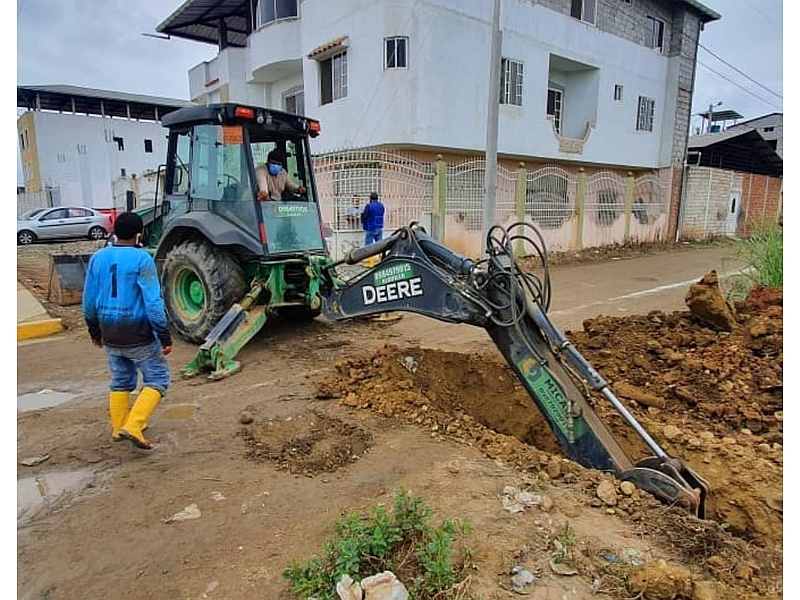 Excavación Tubería Machala