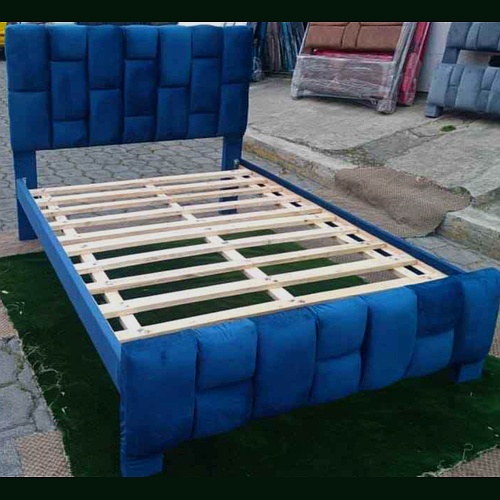 Mesa de cama Ecuador