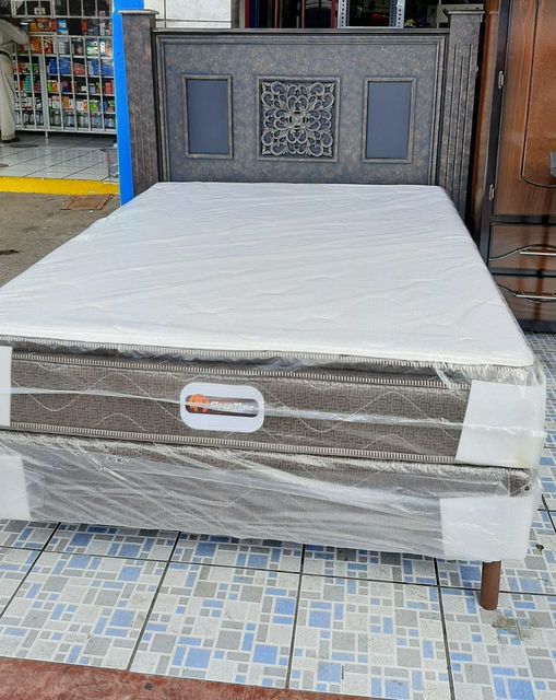 Cama doble plaza Ecuador