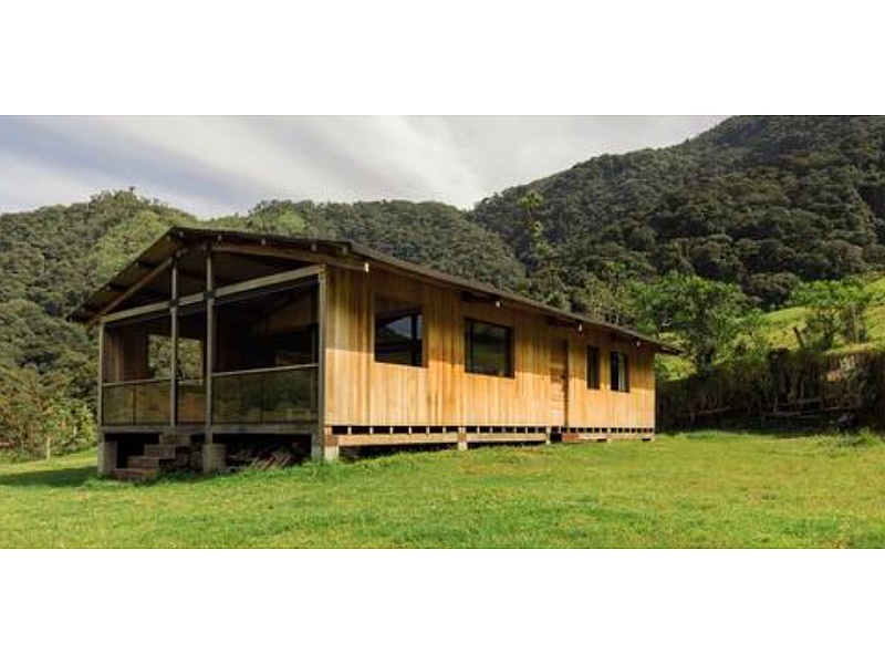 Casa Arquitectónica Madera Quito