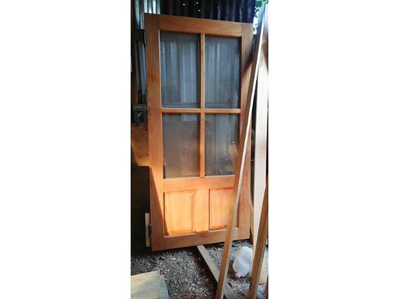 Puerta madera Ecuador