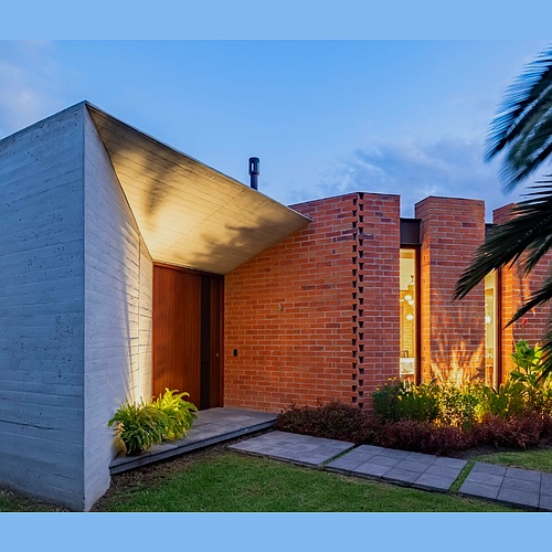 Alvear Brown Arquitectos