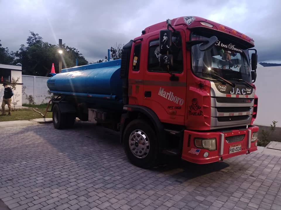 Tanqueros Agua Pacífico Ecuador