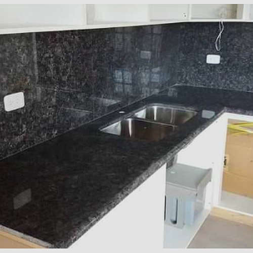 Mesones de granito Mauro