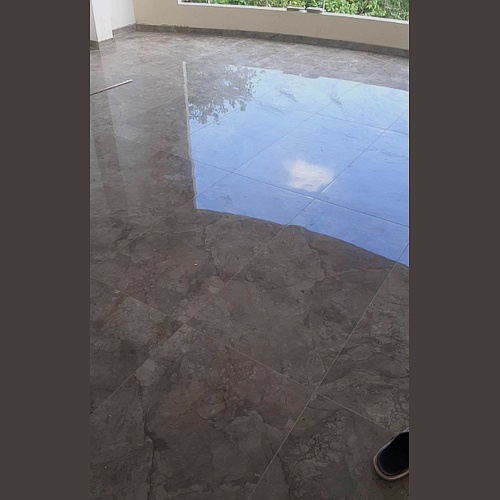 Porcelanatos mesones mármol, granito YBK