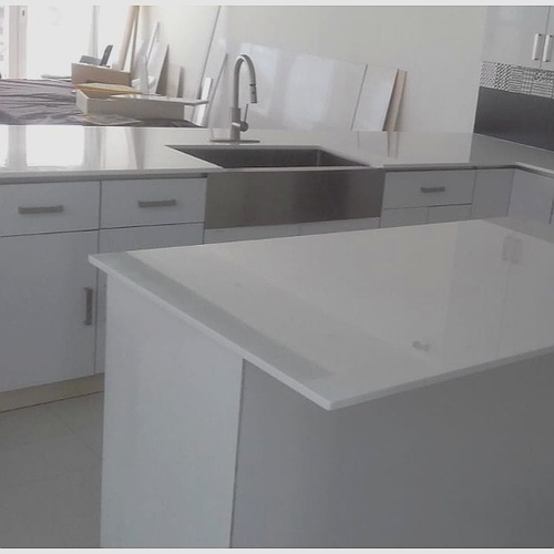 Mati Desarrollo mesas Granito y Marmol