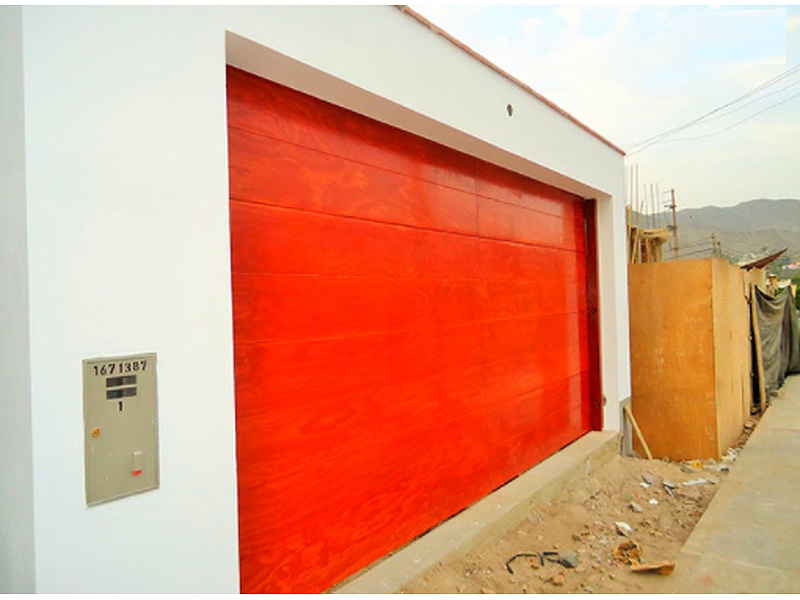 Puerta Garaje Automática de Aluminio con Sensor de Movimiento Ecuador